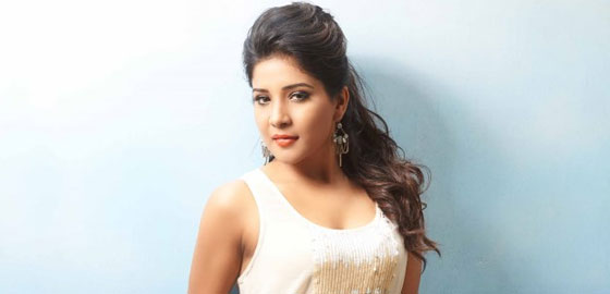  Sakshi Agarwal