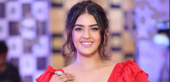 Kavya Thapar