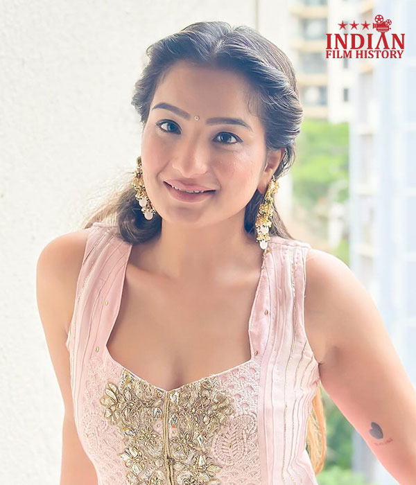 Anila Kharbanda