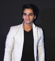 Azim Rizvi