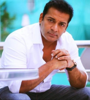Bobby Khan
