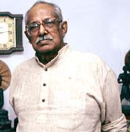 Hrishikesh Mukherjee