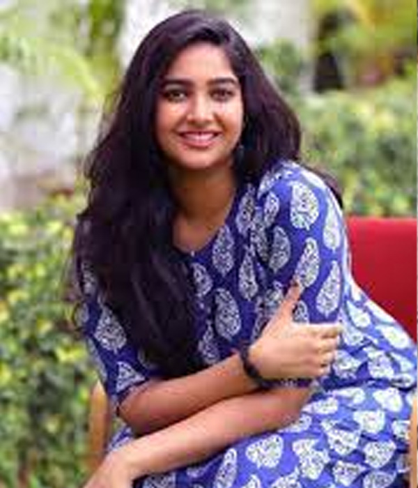karthika muraleedharan
