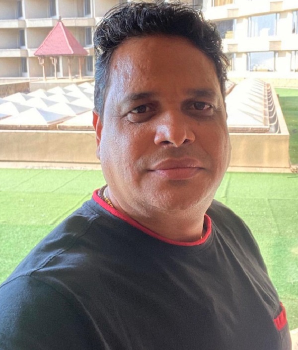 Manoj Giri
