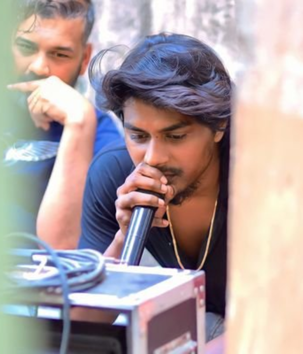 Nikesh RS