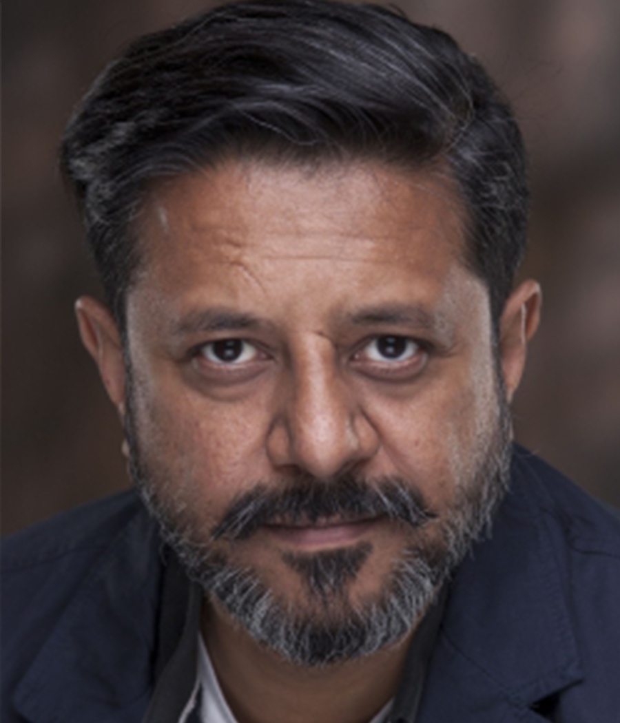 Ravin J Ganatra