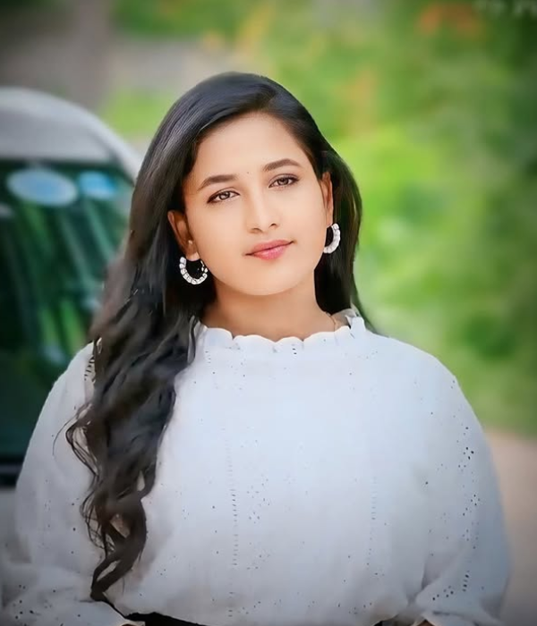 Sandhya Kundena