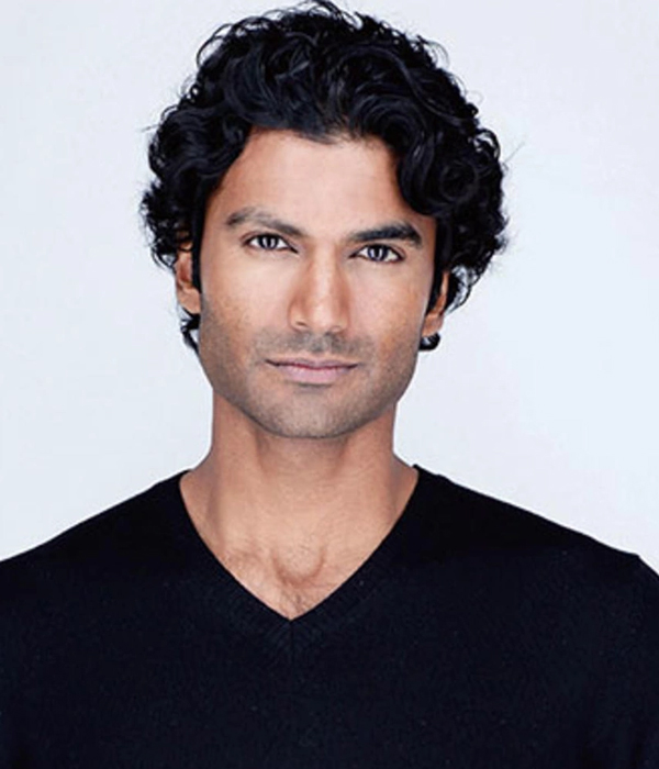 Sendhil Ramamurthy