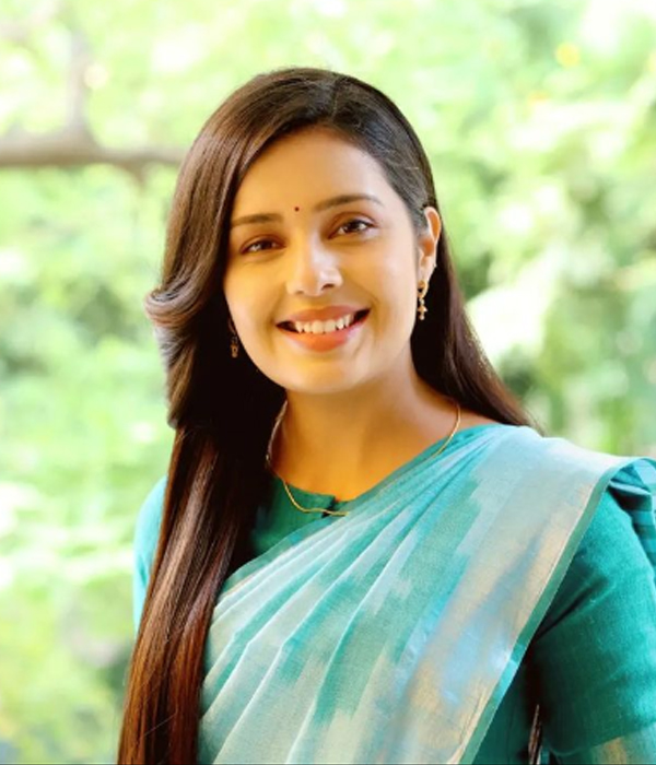 Shivani Rangole