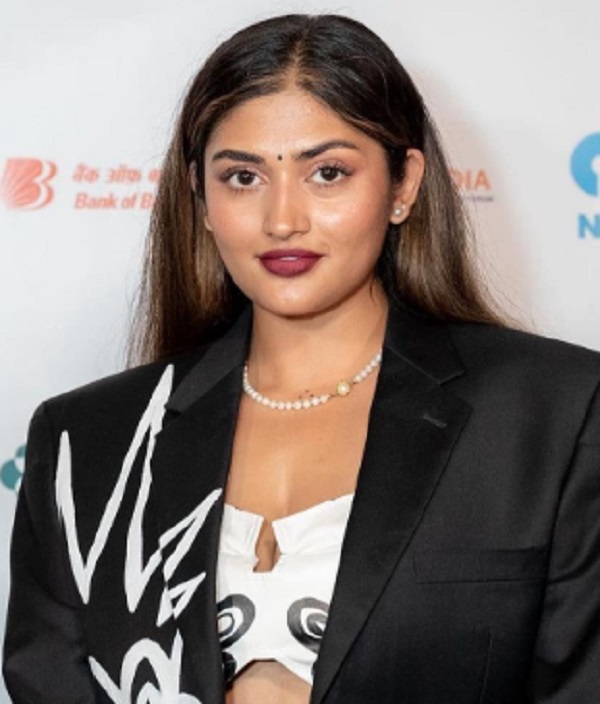 Shreya Navile
