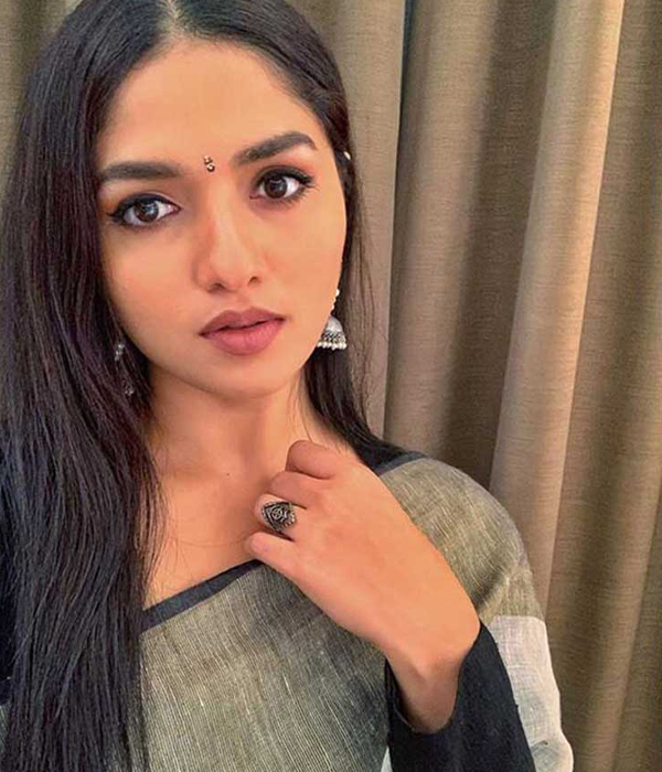 Sunaina Yella