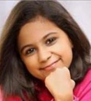 Tejashree Walawalkar
