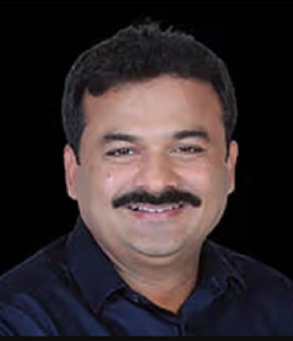 V Ravikumar