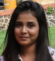 Zoya Khan