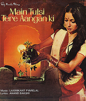Main Tulsi Tere Aangan Ki